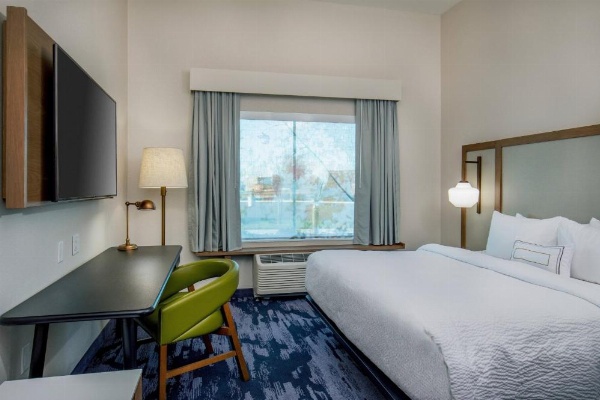 Fairfield Inn & Suites by Marriott McPherson image 11